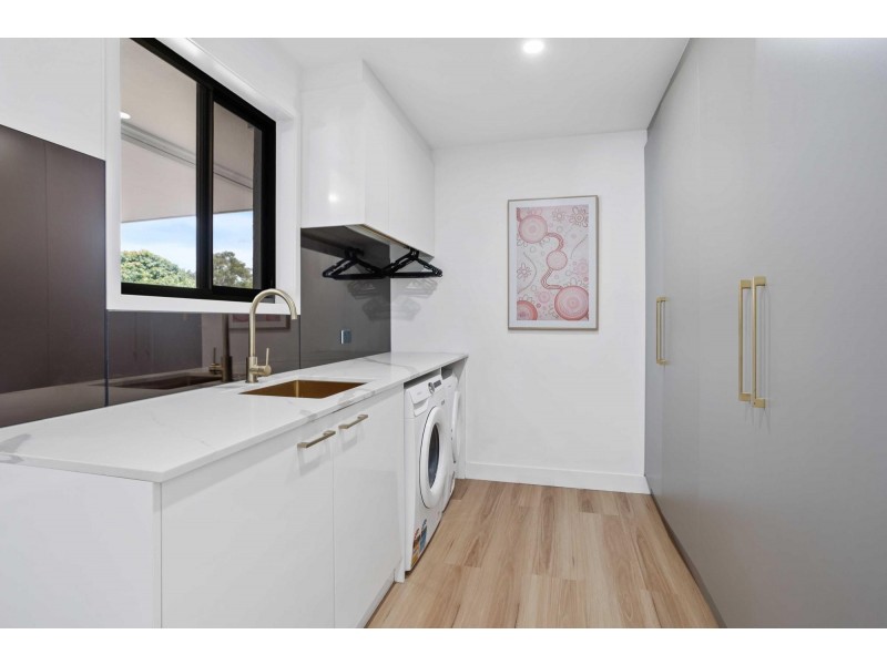 119 Hinkler Drive, Worongary QLD 4213