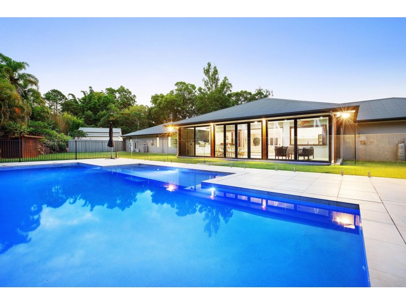 10 Carl Lentz Court, Worongary QLD 4213