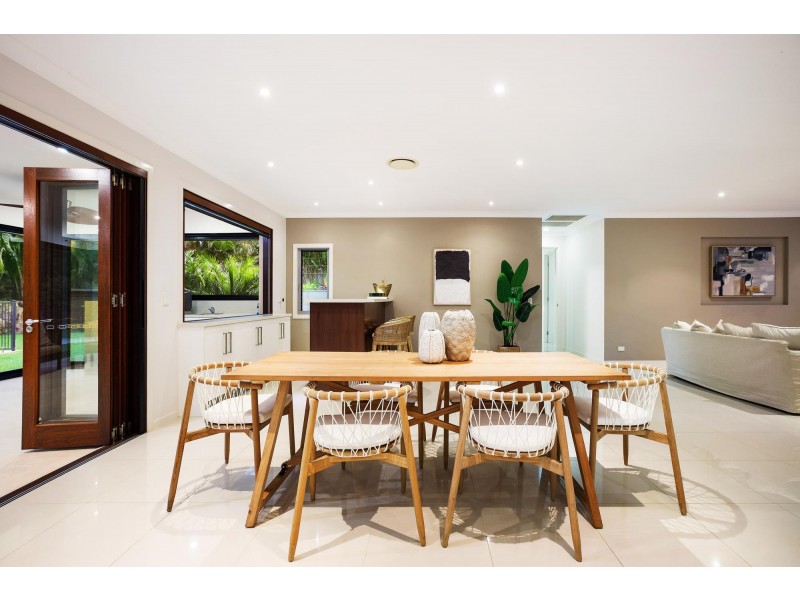 10 Carl Lentz Court, Worongary QLD 4213