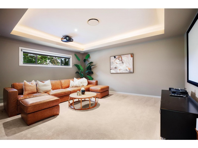 10 Carl Lentz Court, Worongary QLD 4213