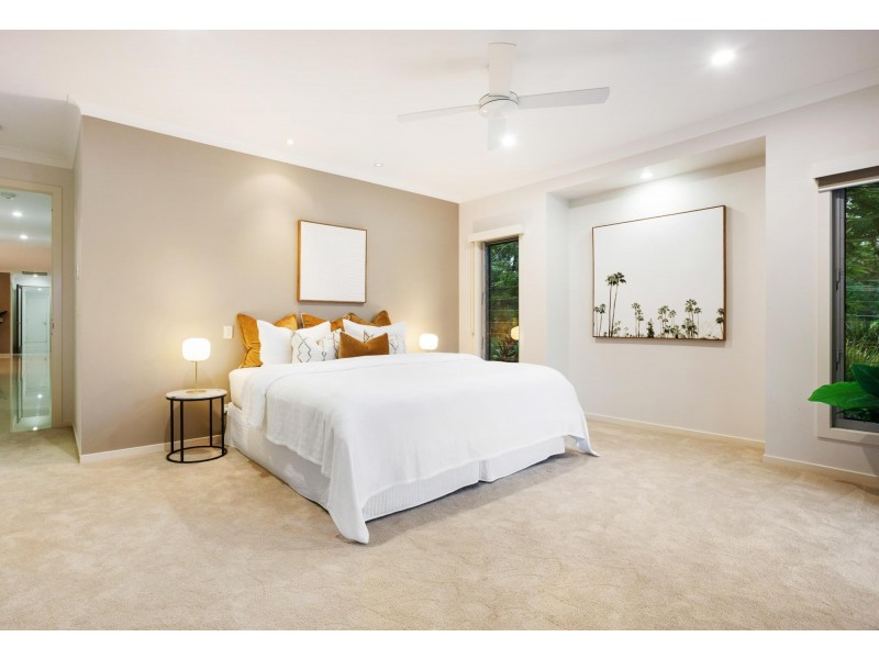 10 Carl Lentz Court, Worongary QLD 4213