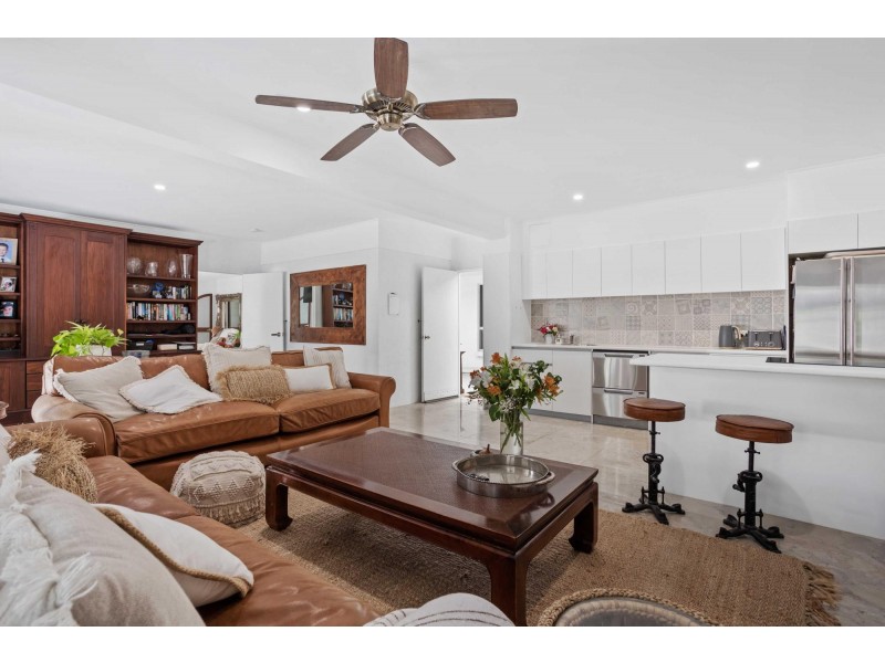 304 Maudsland Road, Maudsland QLD 4210