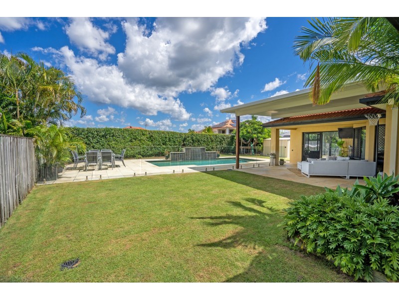 24 Straite Drive, Robina QLD 4226