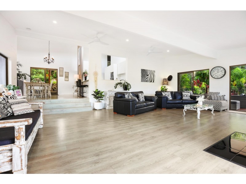 10 Tuesday Drive, Tallebudgera Valley QLD 4228