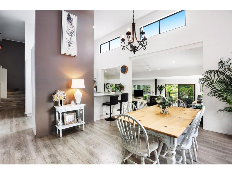 10 Tuesday Drive, Tallebudgera Valley QLD 4228