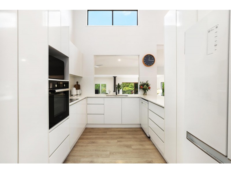 10 Tuesday Drive, Tallebudgera Valley QLD 4228