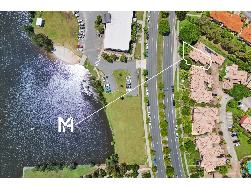 15/302 Christine Avenue, Varsity Lakes QLD 4227