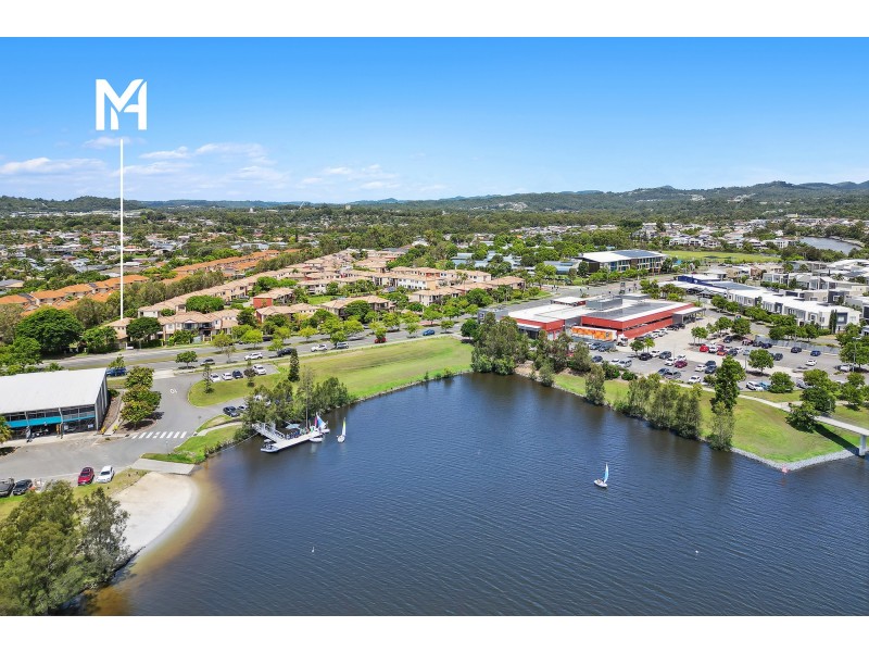 15/302 Christine Avenue, Varsity Lakes QLD 4227