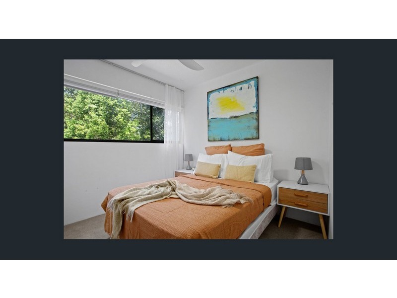 6/30 Holland Court, Broadbeach Waters QLD 4218