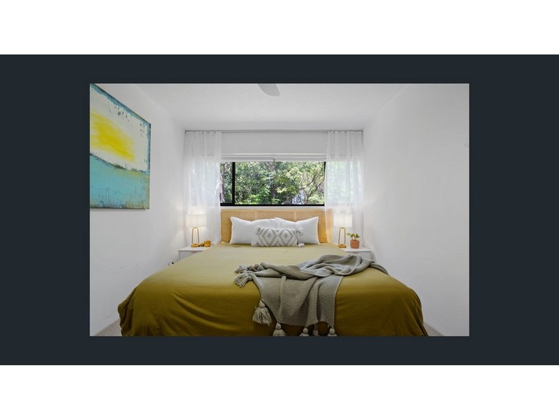 6/30 Holland Court, Broadbeach Waters QLD 4218