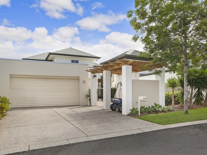 194 Easthill Drive, Robina QLD 4226