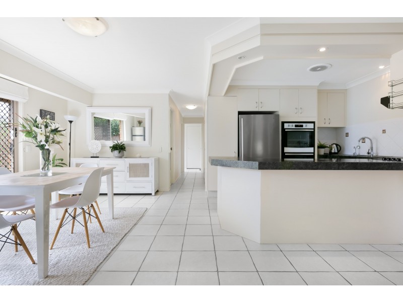 1/36 Glen Eagles Drive, Robina QLD 4226