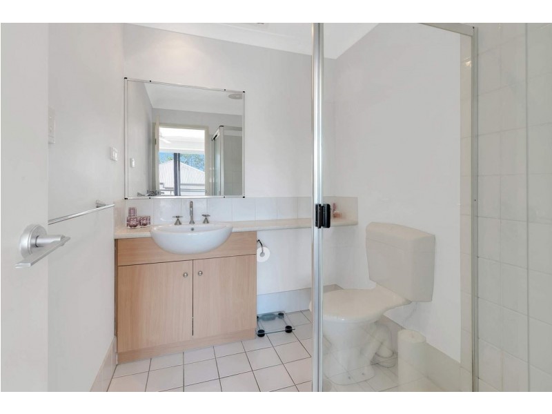 9/18 Geraldton Drive, Varsity Lakes QLD 4227