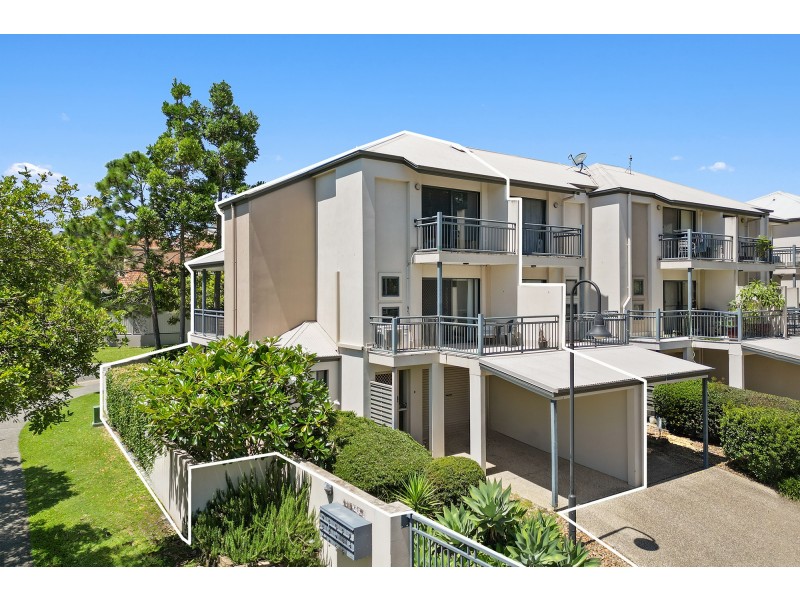 9/18 Geraldton Drive, Varsity Lakes QLD 4227