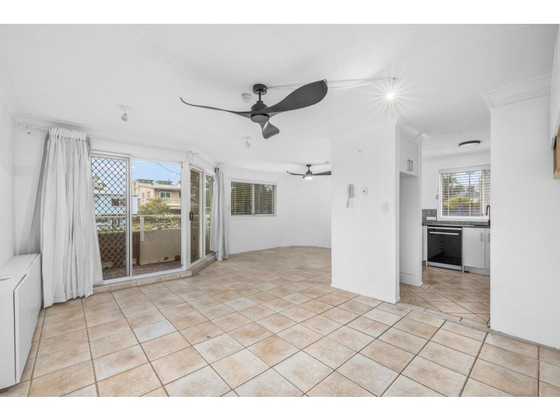 6/14 Jefferson Lane, Palm Beach QLD 4221