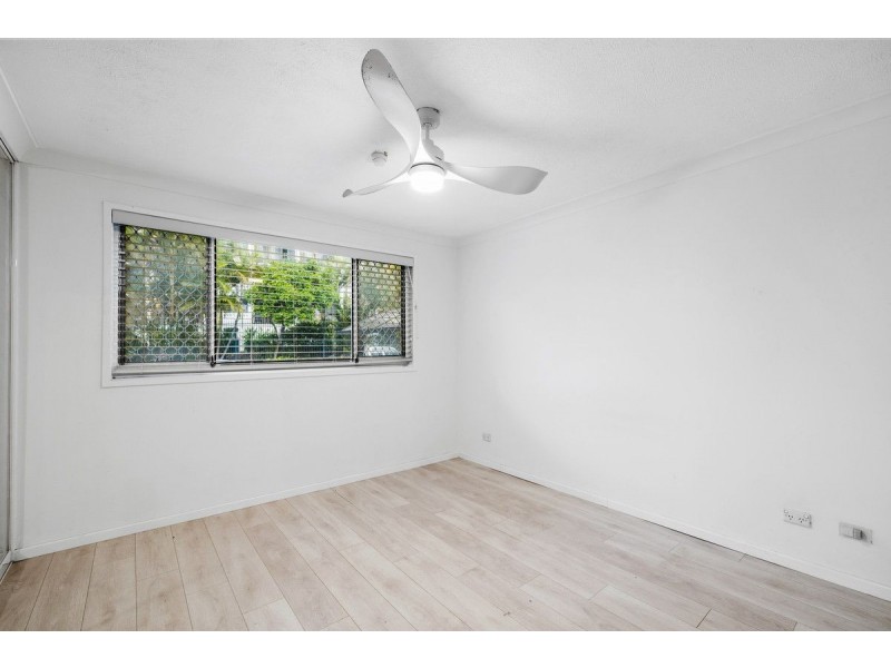 6/14 Jefferson Lane, Palm Beach QLD 4221