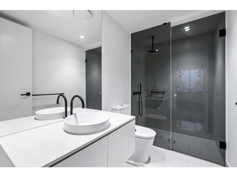 2503/1328 Gold Coast Highway, Palm Beach QLD 4221