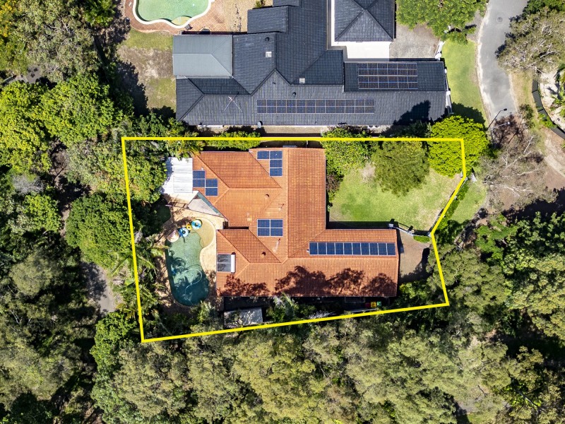 23 Cranbourne Court, Robina QLD 4226