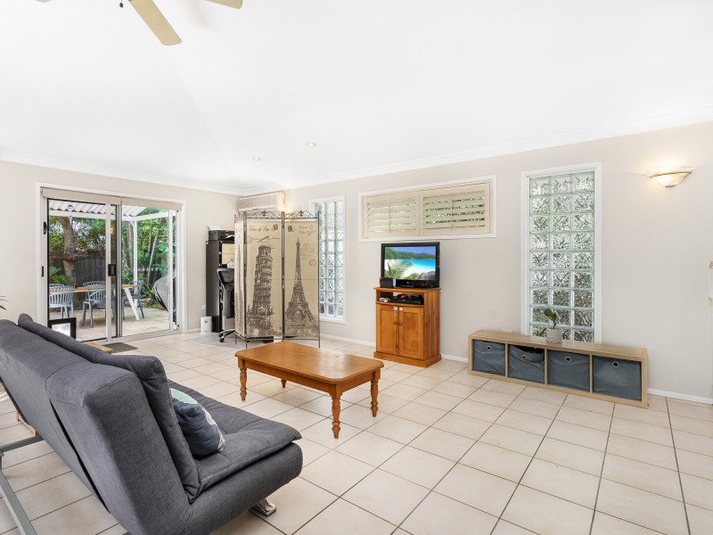23 Cranbourne Court, Robina QLD 4226