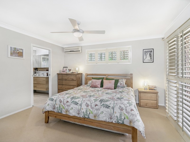 23 Cranbourne Court, Robina QLD 4226