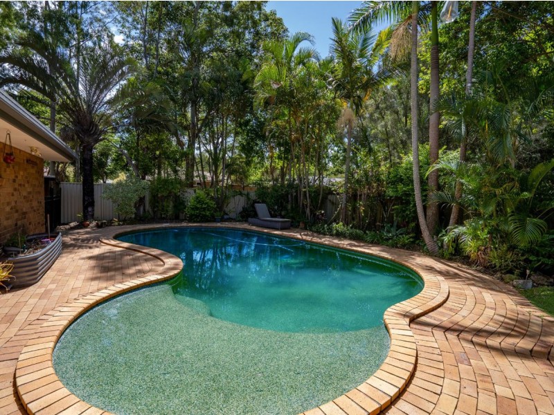 23 Cranbourne Court, Robina QLD 4226
