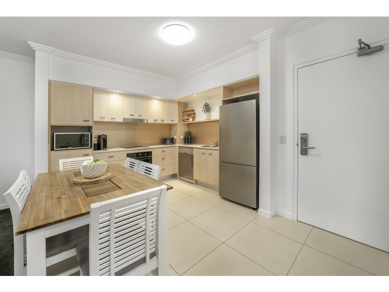 123/1-7 Moores Crescent, Varsity Lakes QLD 4227