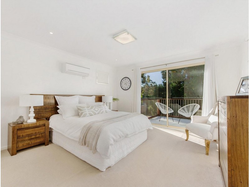 5 Pinnacle Court, Robina QLD 4226