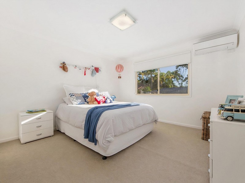 5 Pinnacle Court, Robina QLD 4226