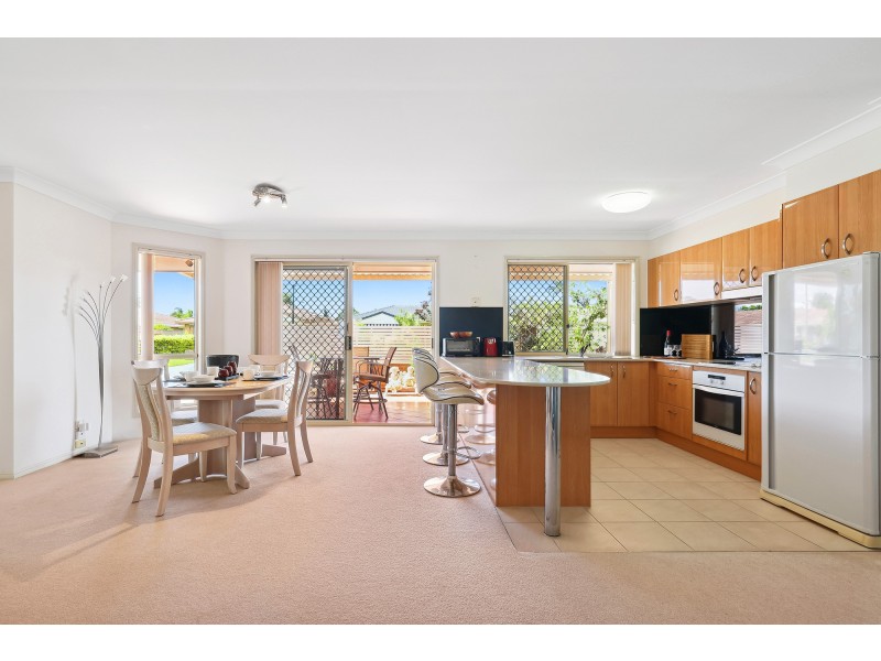 2/11 Swinburne Street, Varsity Lakes QLD 4227
