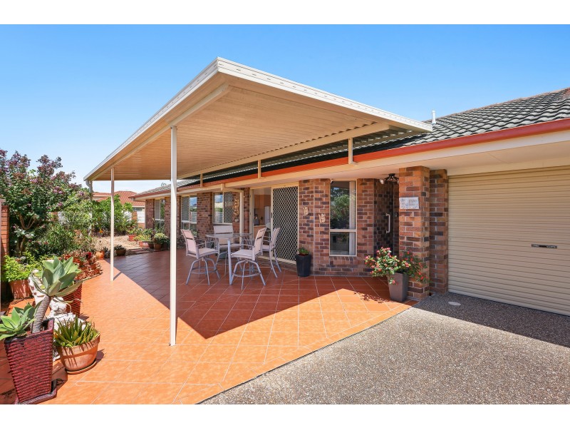 2/11 Swinburne Street, Varsity Lakes QLD 4227