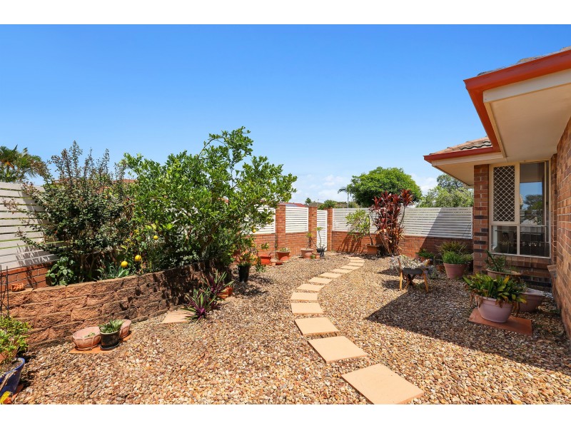 2/11 Swinburne Street, Varsity Lakes QLD 4227