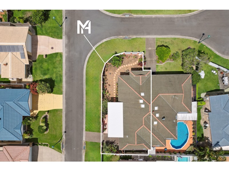 2/11 Swinburne Street, Varsity Lakes QLD 4227