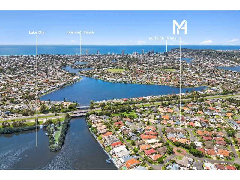 2/11 Swinburne Street, Varsity Lakes QLD 4227