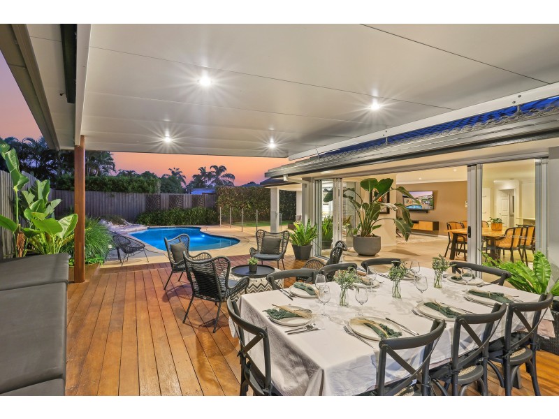 30 Yarraville Street, Robina QLD 4226