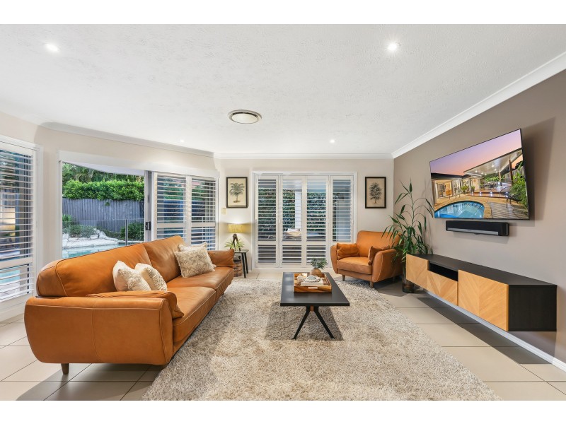 30 Yarraville Street, Robina QLD 4226