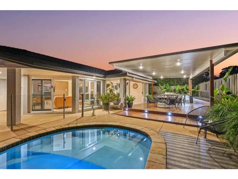 30 Yarraville Street, Robina QLD 4226