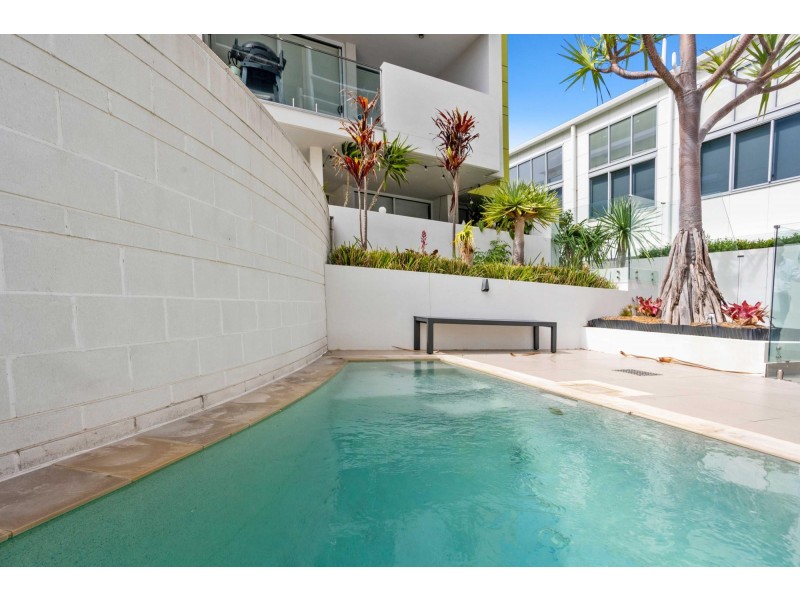 205/46-48 Peerless Avenue, Mermaid Beach QLD 4218
