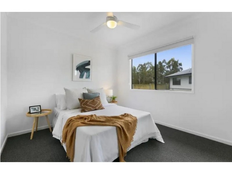 12a Buring Court, Highland Park QLD 4211