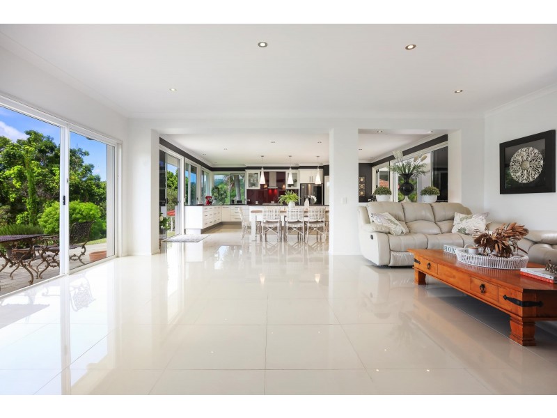 7 Moondance Court, Bonogin QLD 4213