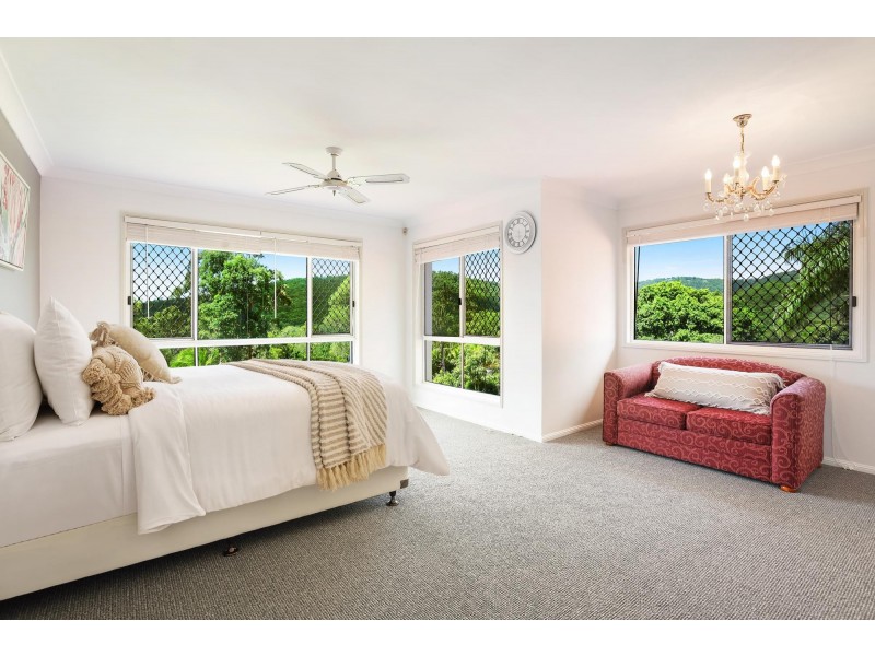 7 Moondance Court, Bonogin QLD 4213