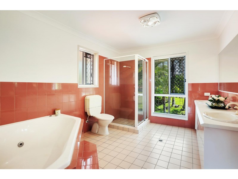 7 Moondance Court, Bonogin QLD 4213