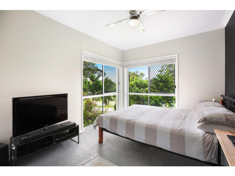 7 Moondance Court, Bonogin QLD 4213