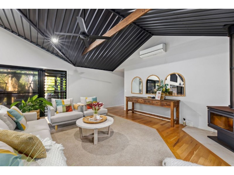 7 Beau Parade, Bonogin QLD 4213