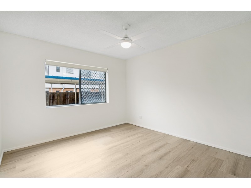 1/16 Montana Road, Mermaid Beach QLD 4218