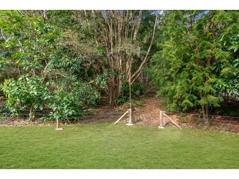 3 Fowler Court, Bonogin QLD 4213