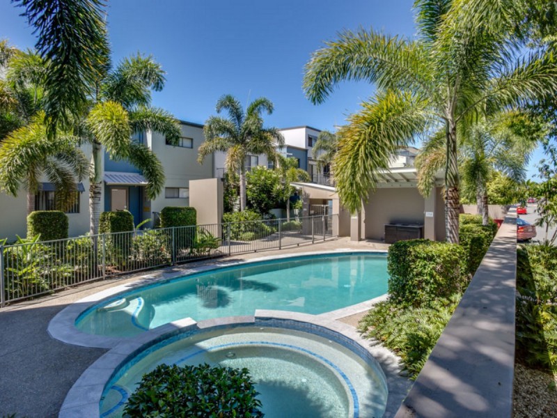 42/2 Acacia Court, Robina QLD 4226