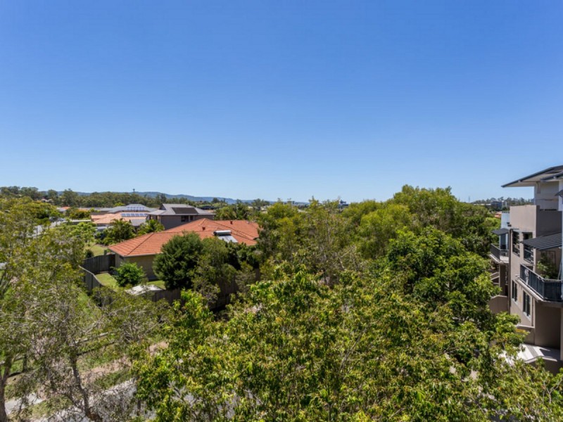 42/2 Acacia Court, Robina QLD 4226