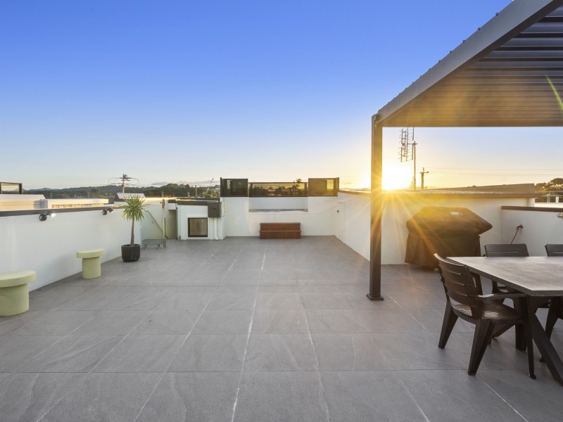 69 Philippine Parade, Palm Beach QLD 4221