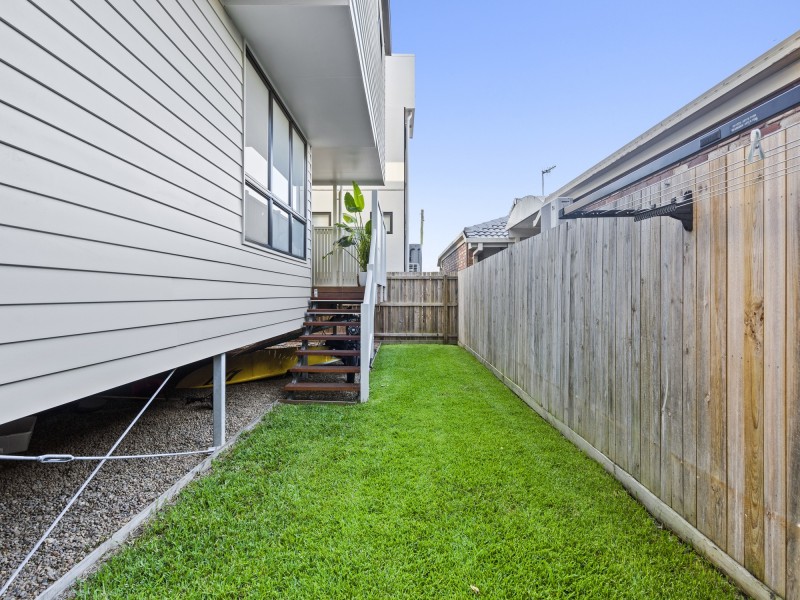 69 Philippine Parade, Palm Beach QLD 4221