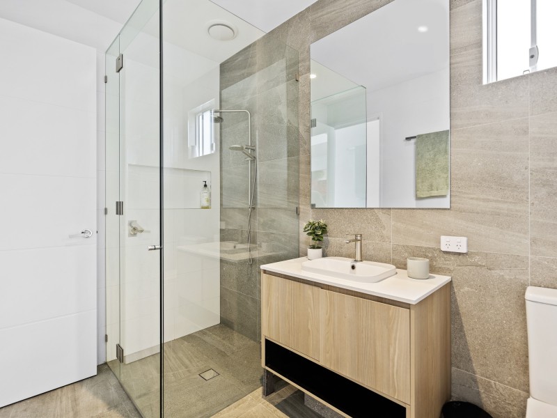 8944 The Point Circuit, Hope Island QLD 4212